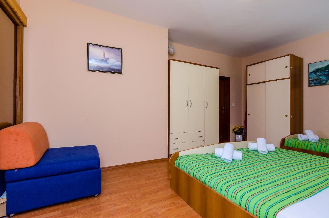 Apartments Kanjuo By The Sea Mlini Exterior foto